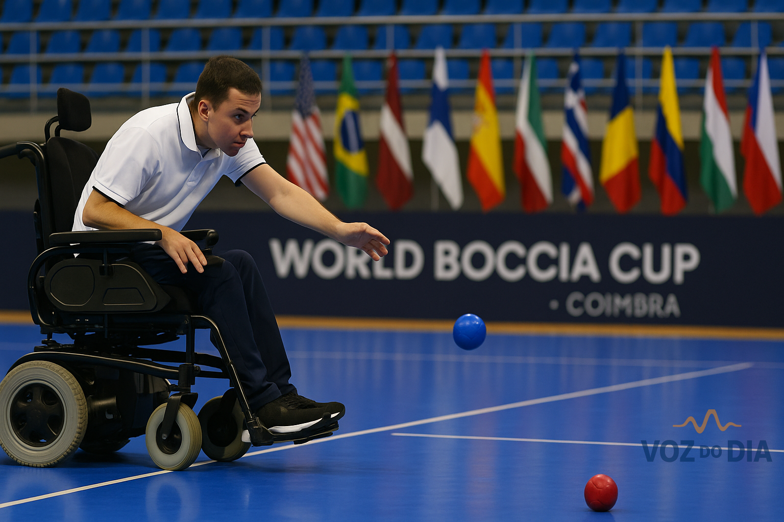 Atleta lança bola na World Boccia Cup no Pavilhão Mário Mexia, Coimbra